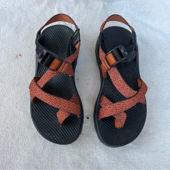 Chaco Z/2 Classic Black and Rust Sandals for Hiking and Casual Wear W7 /M5.5 EUC - Picture 3 of 11